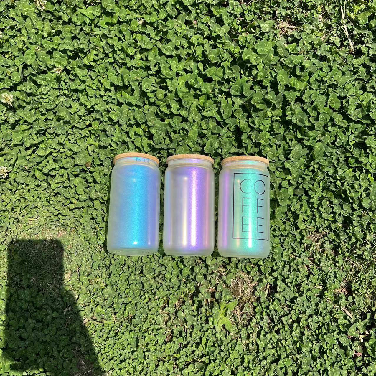 16 OZ Iridescent glitter Can shaped beer glasses with bamboo lid